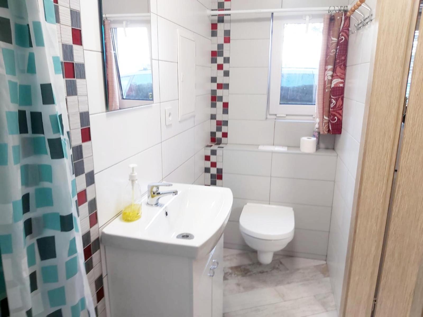 K-Town - Apartment Near The Lake Kaunas Room photo